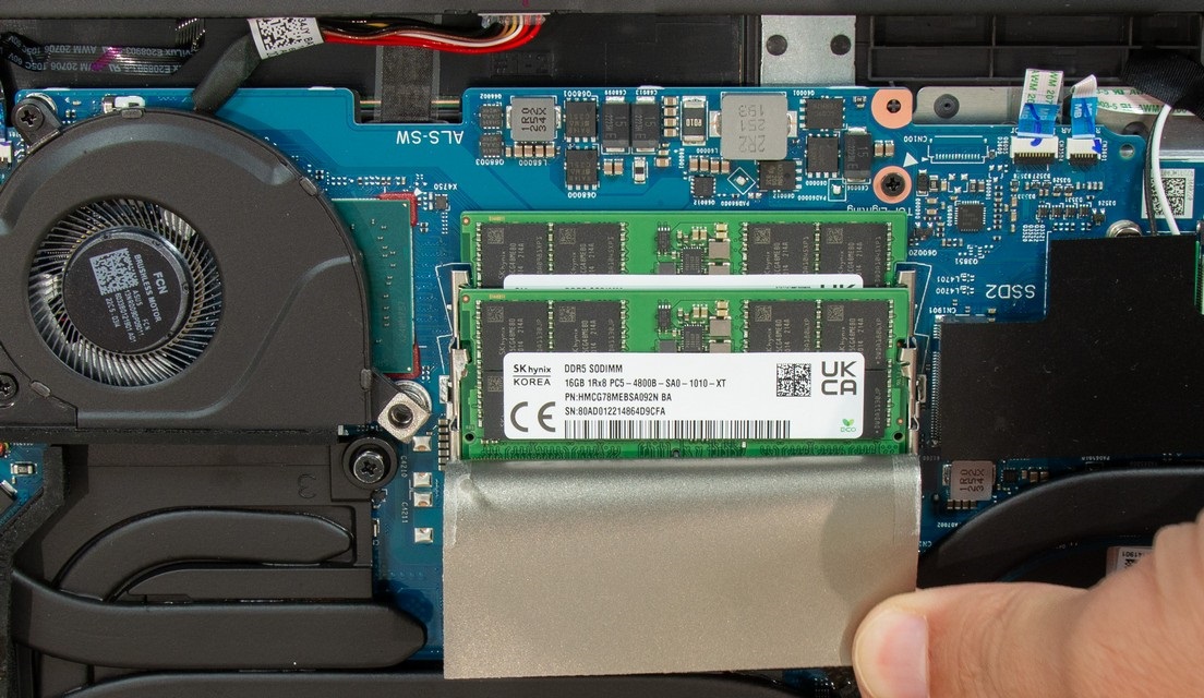ASUS ROG Strix G18 : Exames et Analyse Devriez-vous l'acheter ou non ? ASUS ROG Strix G18 : Exames et Analyse Devriez-vous l'acheter ou non ?