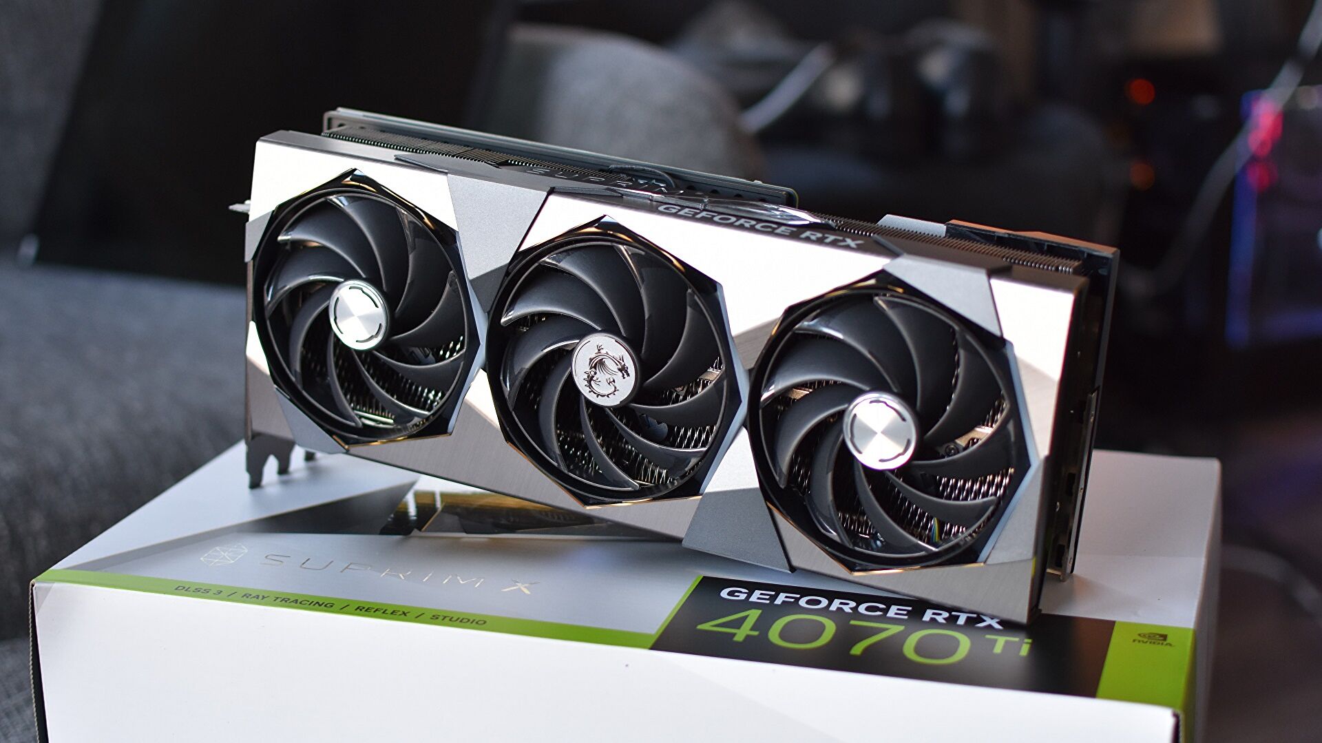 GIGABYTE : la GeForce RTX 4070 aura 10, 12 et 16 Go de Mémoire