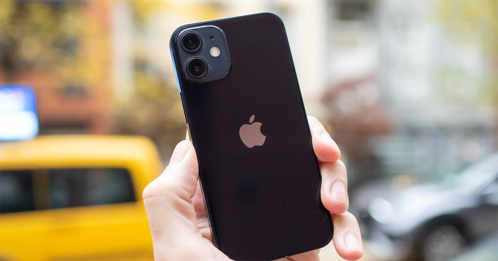 La France arrête de vendre l'iPhone 12 car il émet trop de radiations