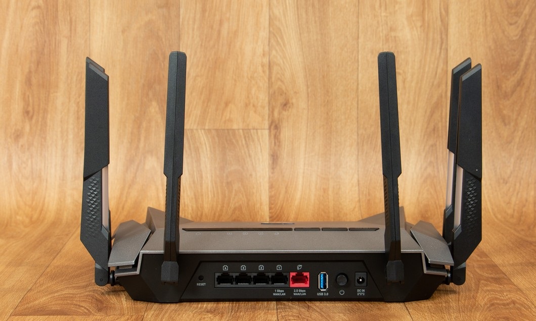 MSI RadiX AXE6600 : Test de ce Routeur Wi-Fi 6E avec RGB MSI RadiX AXE6600 : Test de ce Routeur Wi-Fi 6E avec RGB